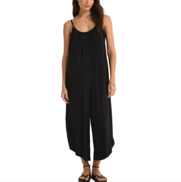 Pants - Elegant Black Sleeveless Jumpsuit